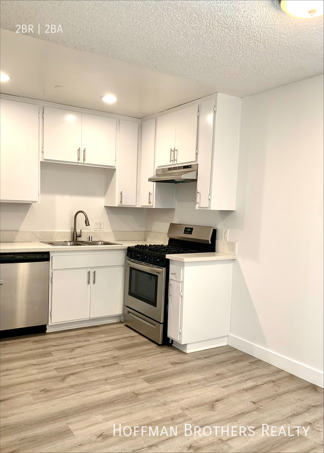 Photo - 2724 Abbot Kinney Blvd Apartment Unit 208A