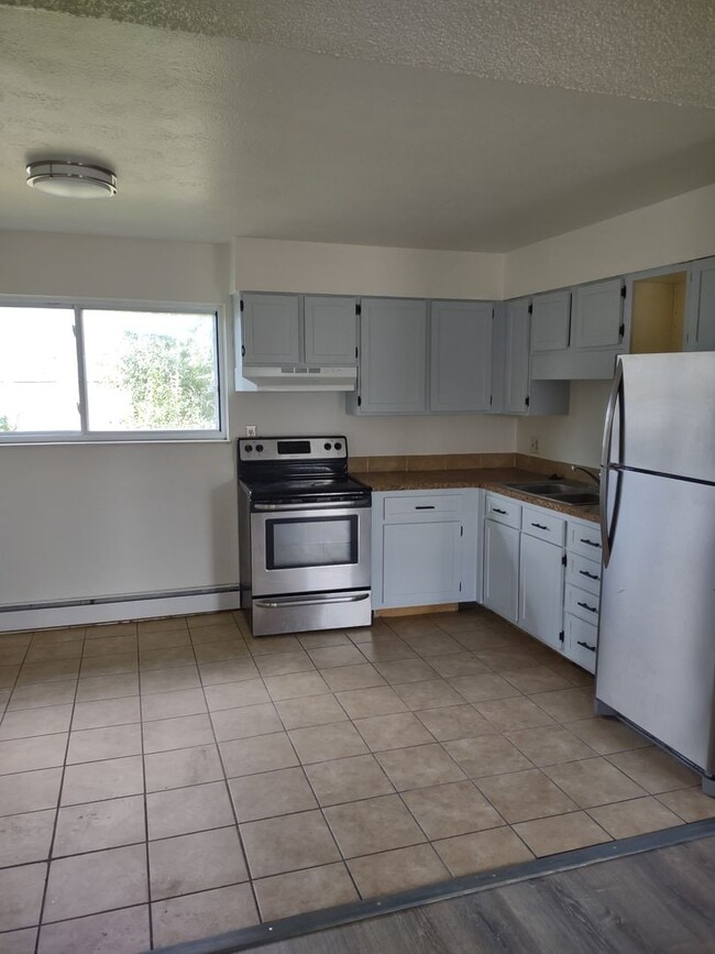 Photo - 1450 Nokomis Dr Unit Apartment 4