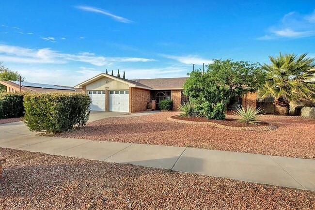 Building Photo - 11755 Trey Burton Dr Rental