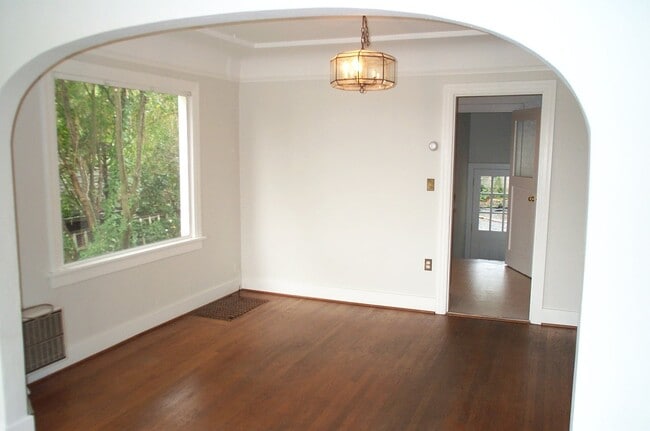 Photo - Greenlake House