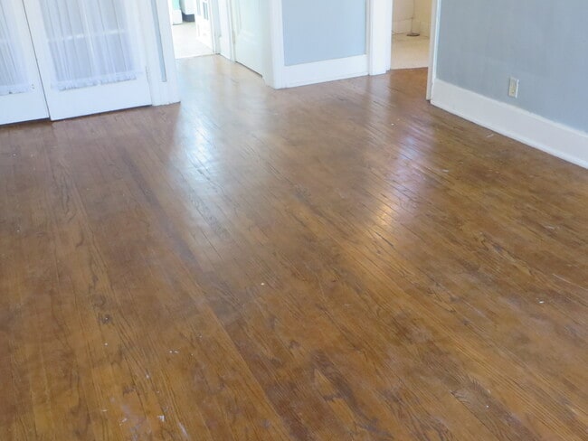 Photo - Sheridan Court