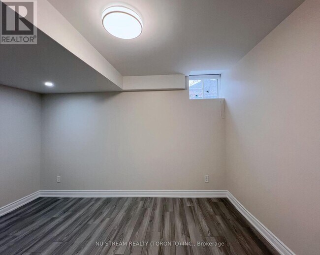 Photo - 133 Jinnah Ave