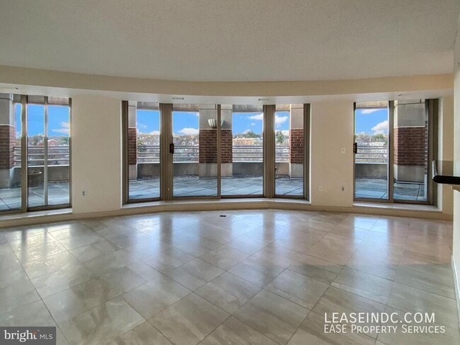 Photo - 1275 25th St NW Unit #600