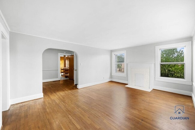 Photo - 1005 Hoke St