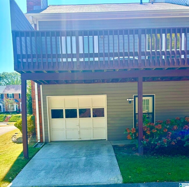 Photo - 2212 Ascot Ln