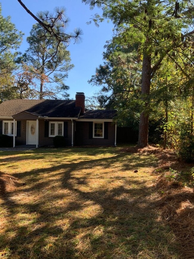 235 N Pecan St