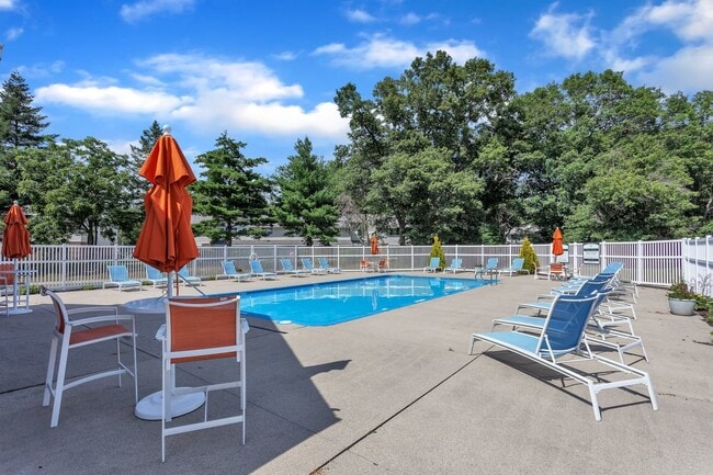 Photo - Arbor Crossings