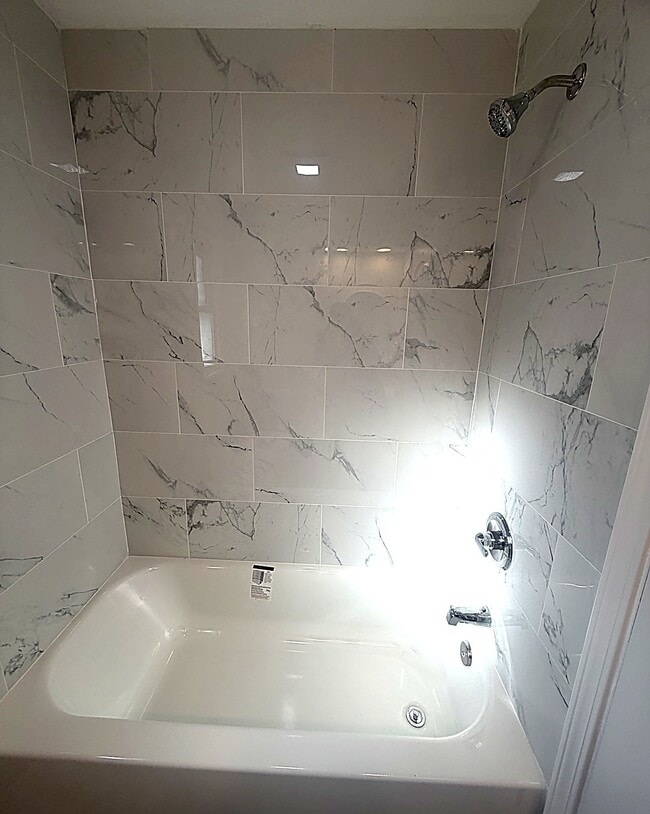 Photo - 1146 Commonwealth Ave