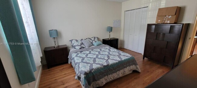 Photo - 415 NE 2nd St Unit 105