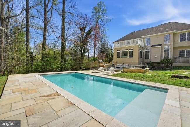Photo - 3515 Devon Dr