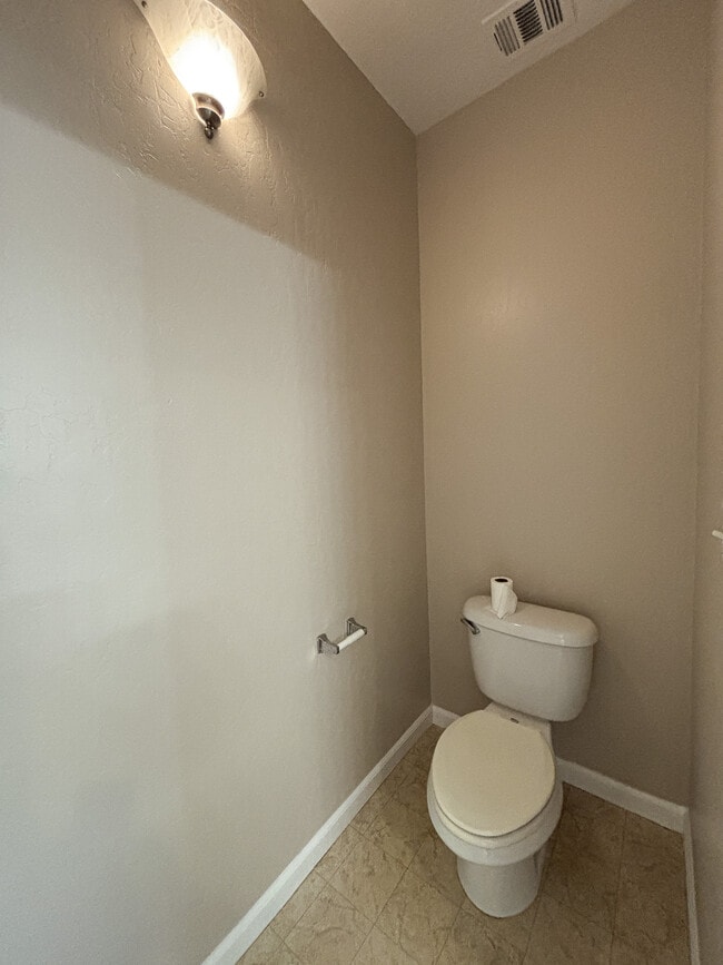 Photo - 5537 N Gates Ave