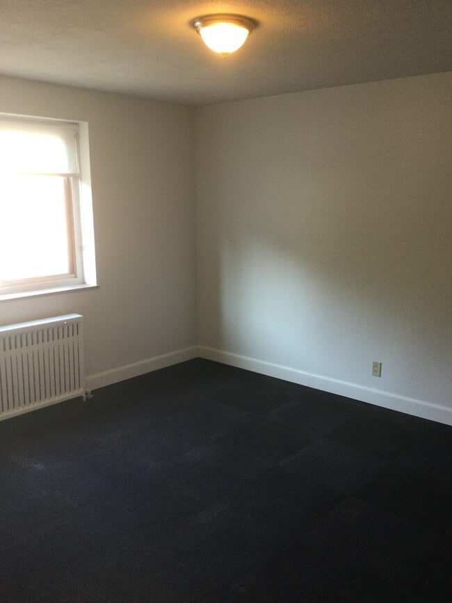 Photo - 5237 Fifth Ave Unit B1