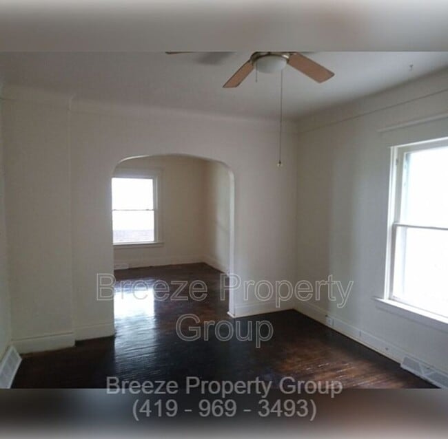 Photo - 713 Orchard St