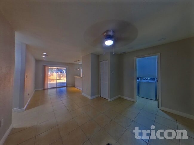 Photo - 2280 Winchester Dr