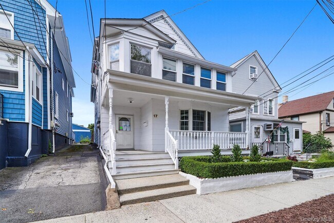 Photo - 17 Lawrence Ave Unidad 2