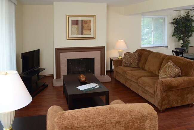 Photo - Kingsway Apartments