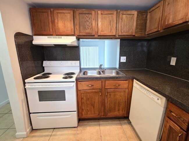Photo - 2800 NW 56th Ave