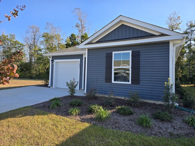 Building Photo - 3026 Course Ln Rental