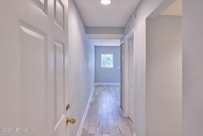 Photo - 114 18th Ave N