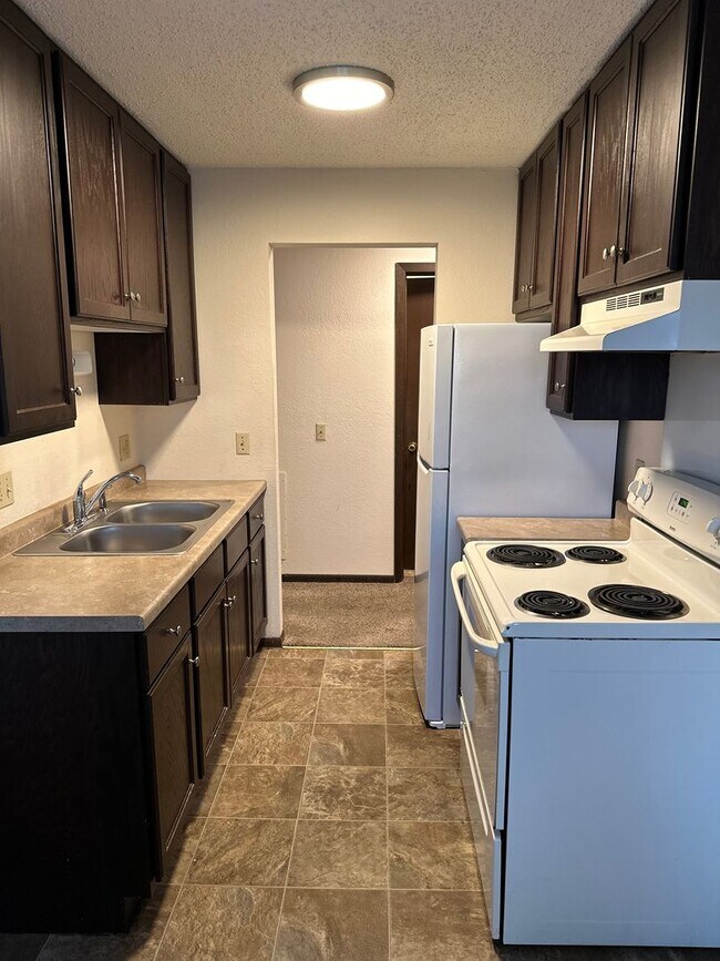 Photo - Two Bedroom One Bathroom Apartment Unit MV-207