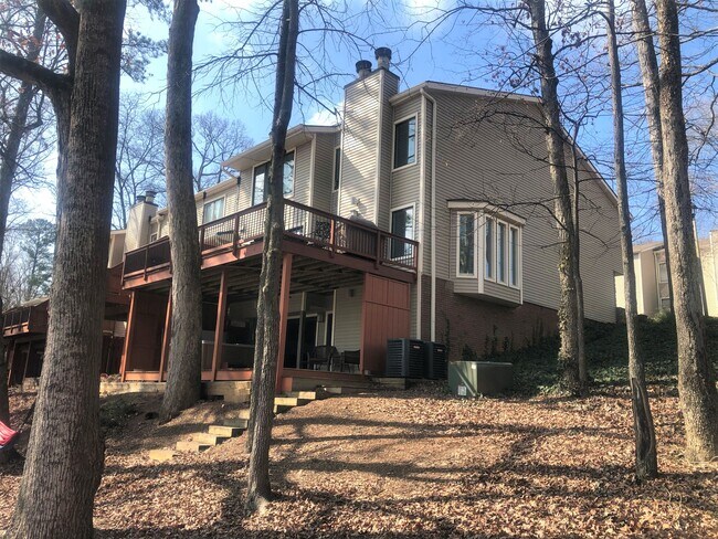 Photo - 29 Basswood Cir NE