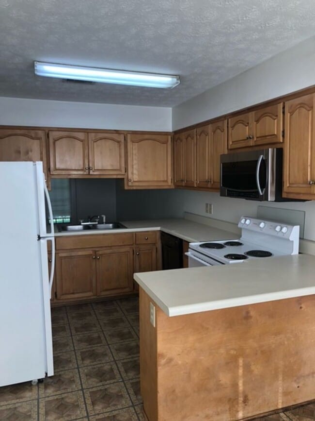 Photo - Duplex Available Fall 2026!