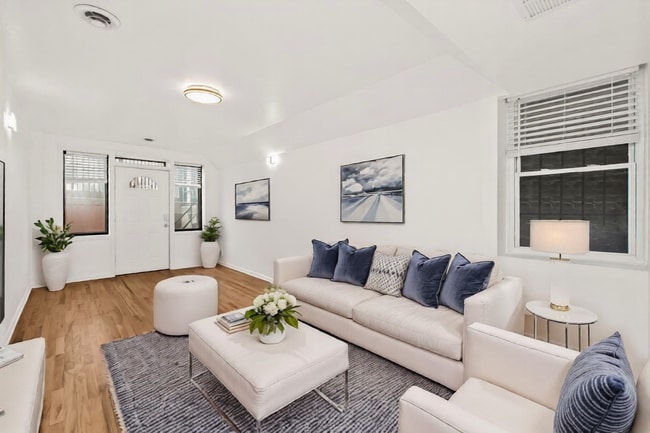 Photo - 1739 W Beach Ave