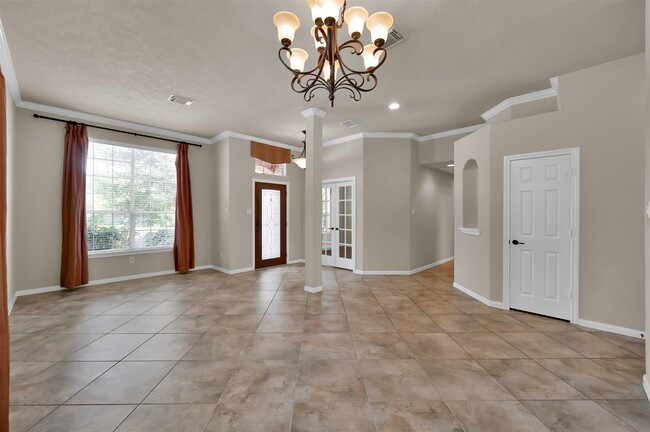 117 E Montfair Blvd