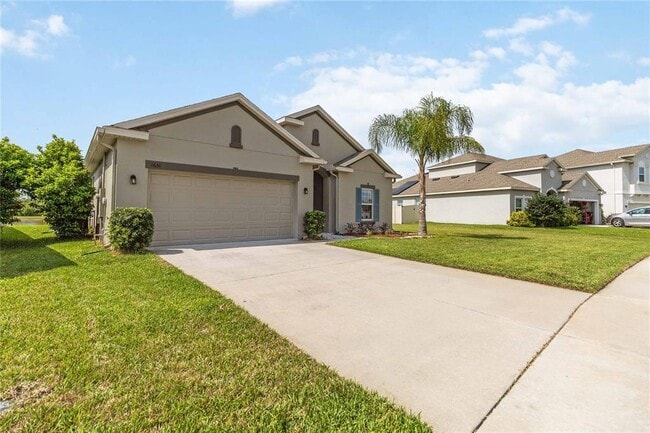 1651 Chatsworth Cir