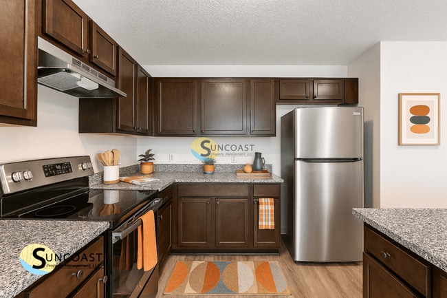 Photo - 357 Greenbriar Blvd