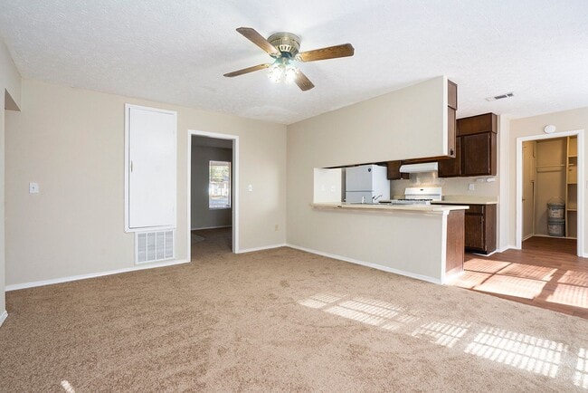 Photo - 3 Bedroom 2 Bath Home