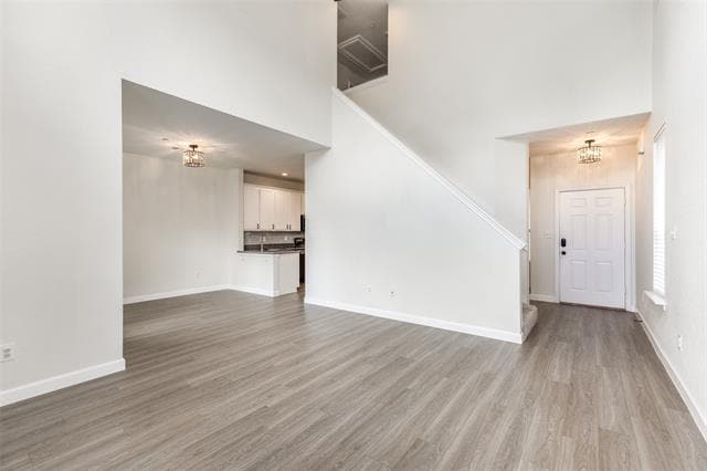 Photo - 913 Englewood Ln