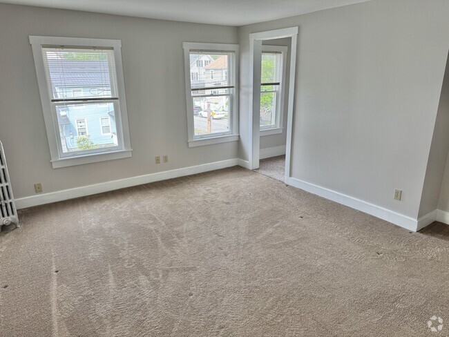 Building Photo - 55 S State St Rental