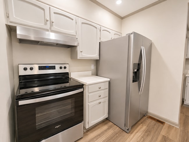 Photo - 2104 Belmont Rd
