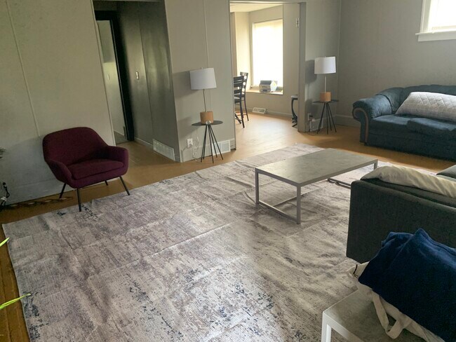 Photo - 19 Hartzell Ave