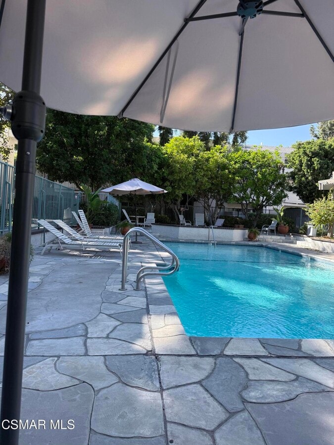 Photo - 20134 Leadwell St