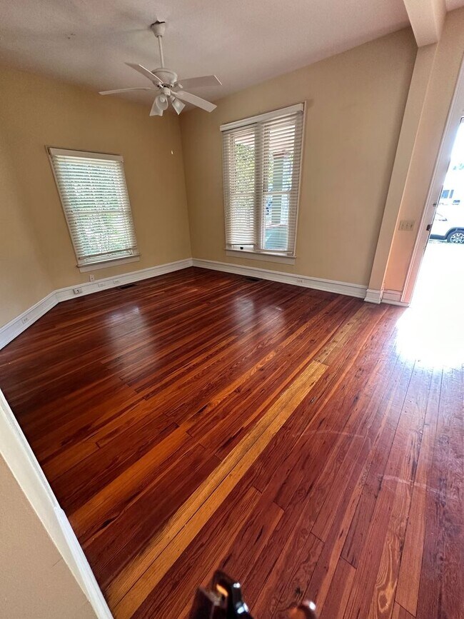 Photo - Downtown Fernandina Beach! Sunny 2 Story!