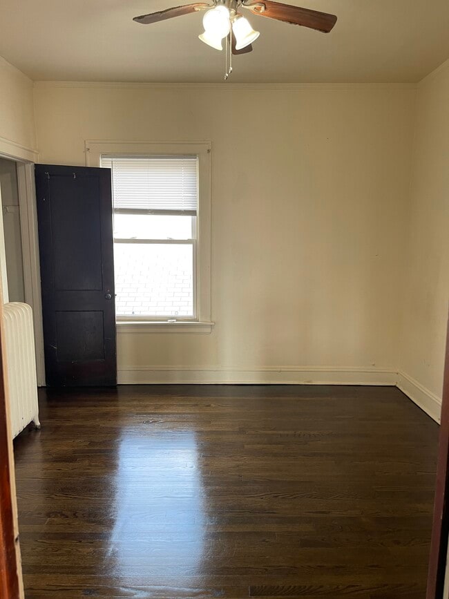 Photo - 10226 S Charles St Unit 2