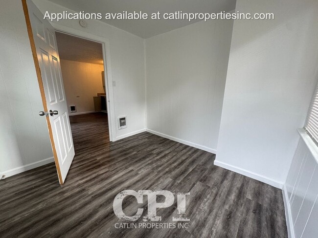 Photo - 1102 1/2 N. 2nd- Kelso, WA