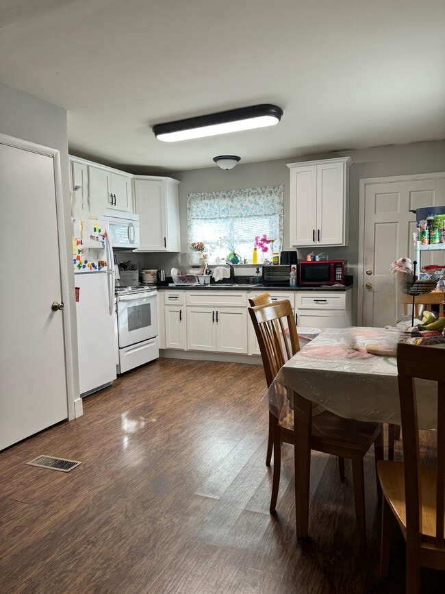 Photo - 524 S Holly St Unidad 1