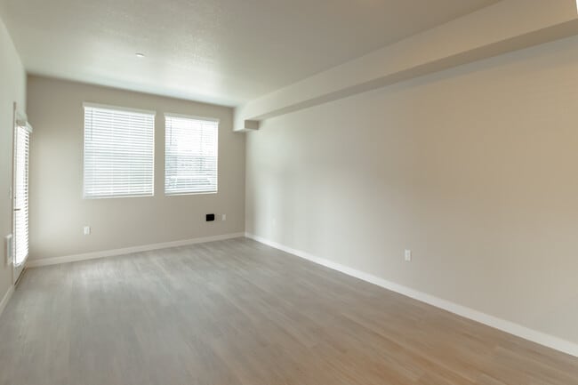 Lakemont Ridge