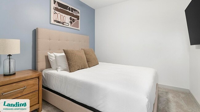 Photo - 1148 N Main St Unidad 235