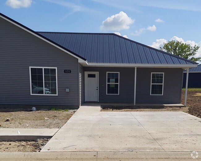 Building Photo - 506 Eagle St Rental