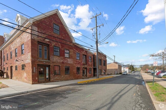 Building Photo - 310 Frederick St Unit 305 Rental