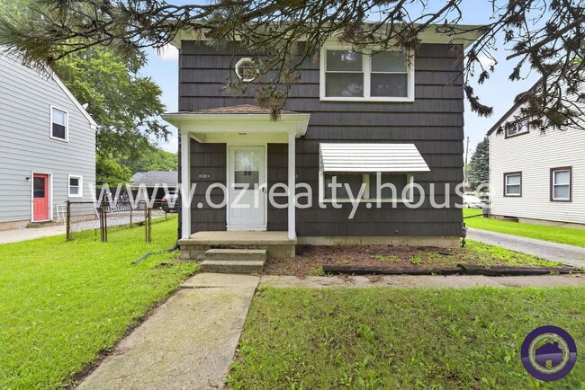 Photo - 1630 Eleanor Ave