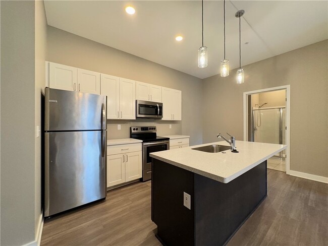 Photo - 625 S Goodman St