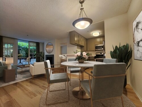 Photo - 328 Cloverdale Ave