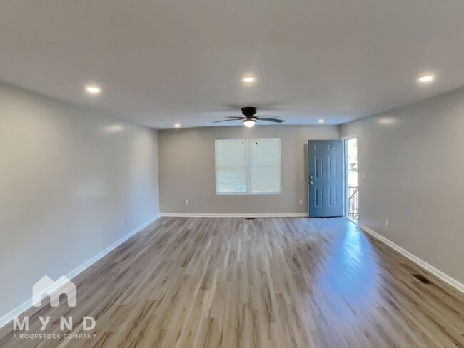 Photo - 214 Aspen Dr