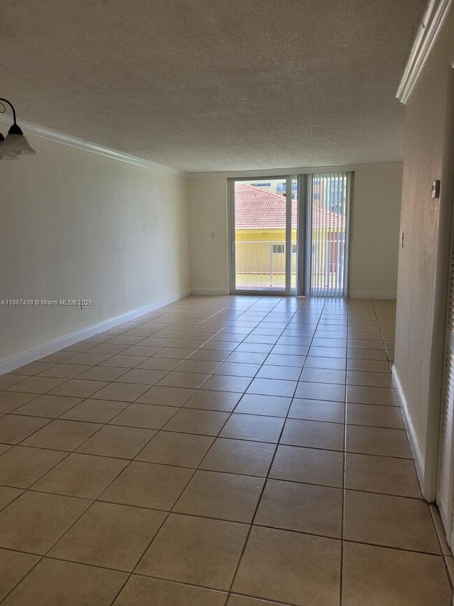 Photo - 7000 NW 186th St Unit 4-223