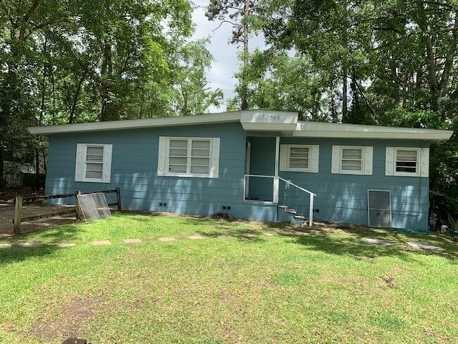 Building Photo - 1622 Sharkey St Unit 1622 Sharkey Street